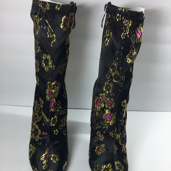 Cape Robbin Women's Floral Fabric Sock Bootie 7 - Picture 3 of 11